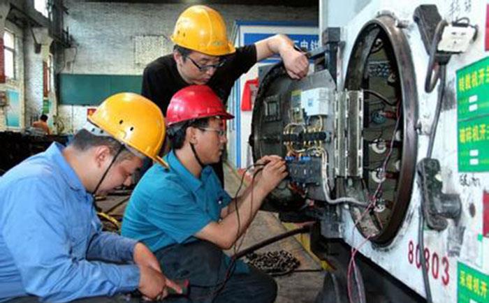 儀表大拿在帶電修理儀表-http://www.zyswsm.com/tech/1230.html 儀表大拿在帶電修理儀表-http://www.zyswsm.com/tech/1230.html