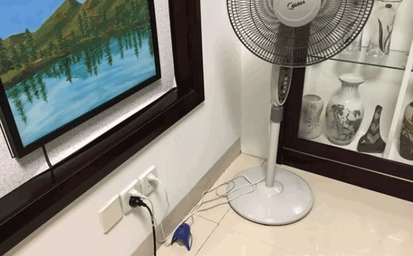 筆記本插頭取電插座 筆記本插頭取電插座