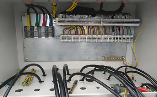 點火器控制箱現(xiàn)場圖 點火器控制箱現(xiàn)場圖